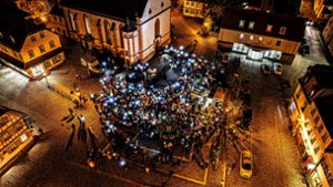 Lichtermeer in Hofheim: „Rassismus ist Grausamkeit“